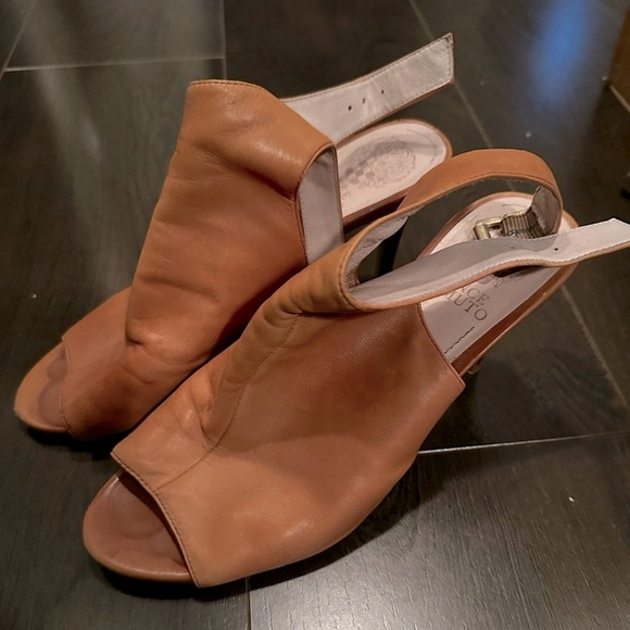 Vince Camuto Heels - Picture 2 of 3